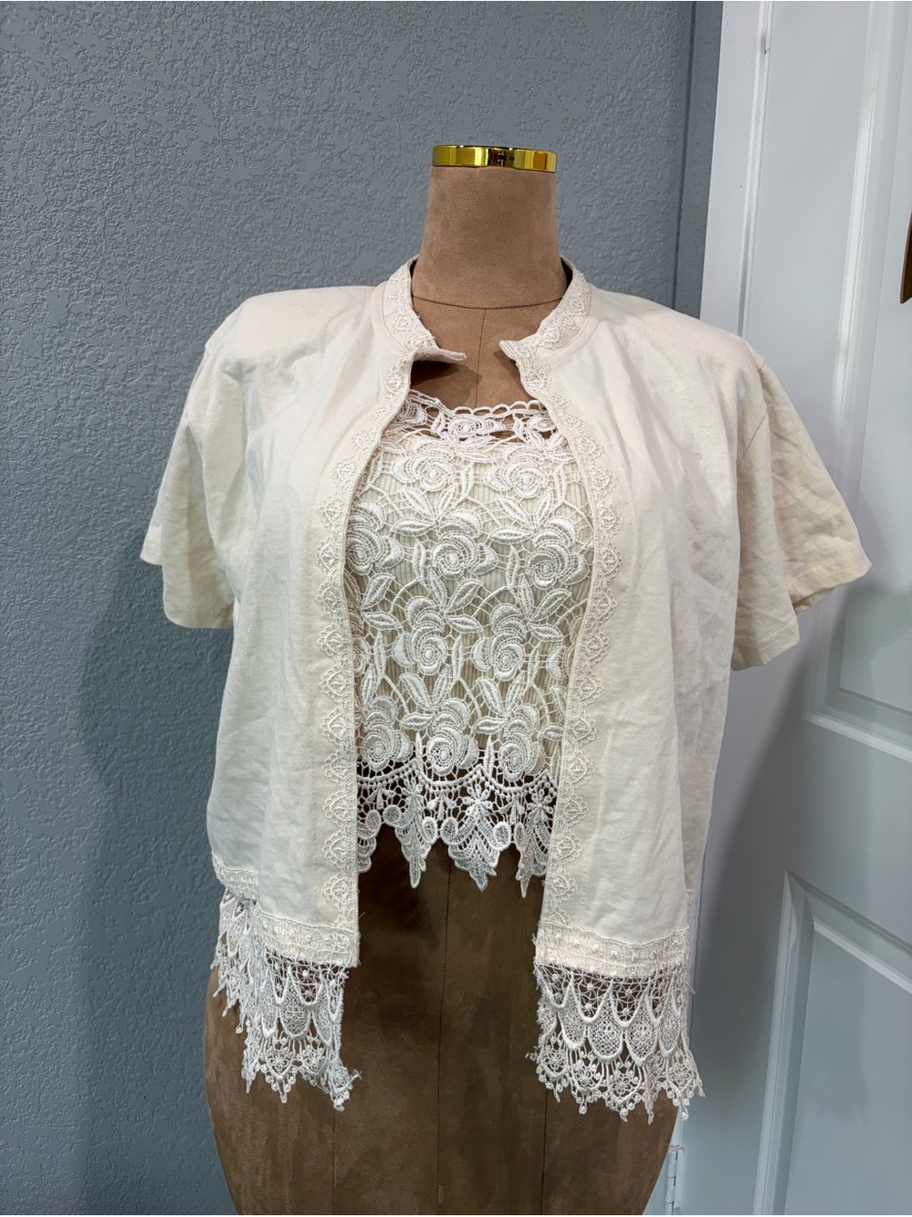 Women's vintage Cream Lace-Trim Camisole Top with Short Overlay